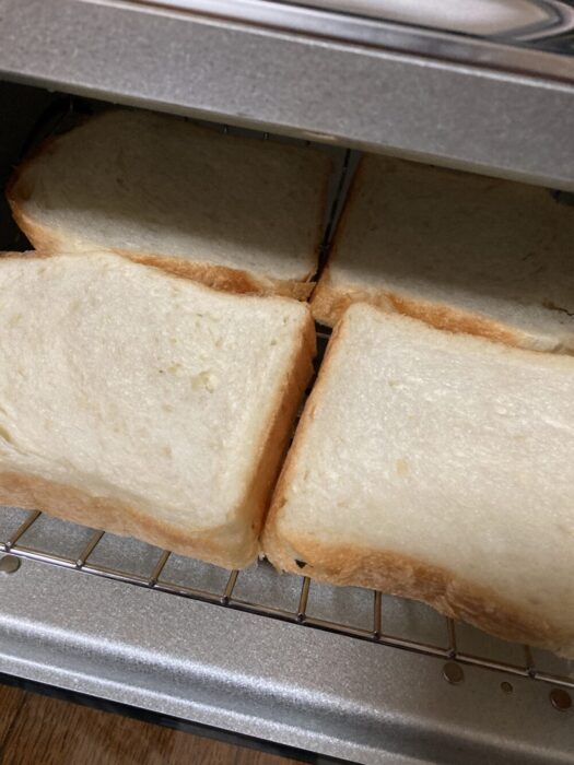 食パン